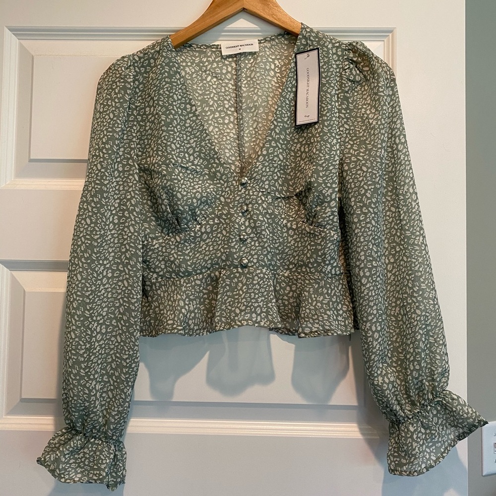 Goodnight Macaroon Crop Blouse